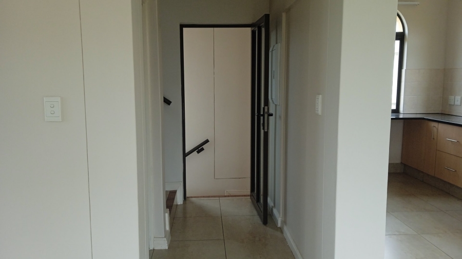 To Let 3 Bedroom Property for Rent in Ifafi North West